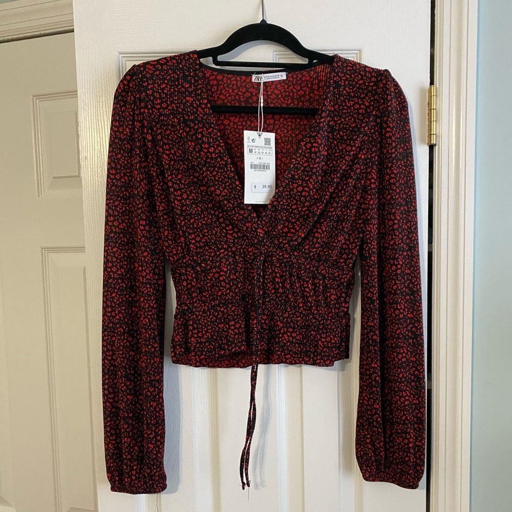 NBW-NWT Red ZARA blouse